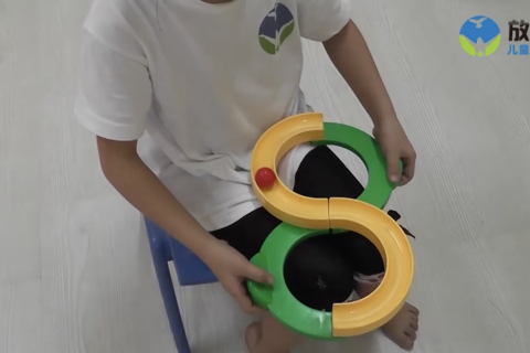 坐着玩八八轨道
