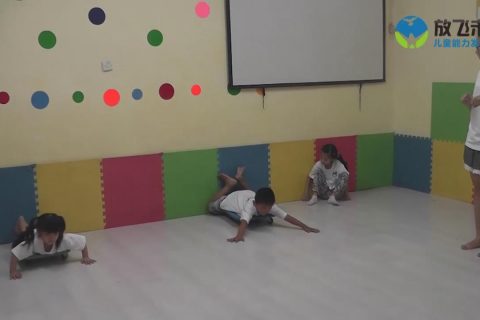滑板分组比赛