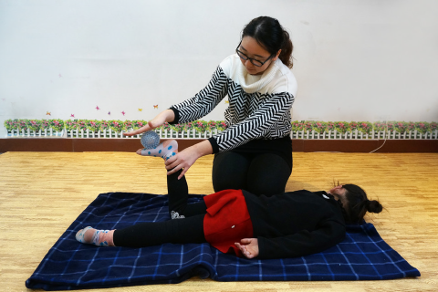 感统训练项目：小触觉球