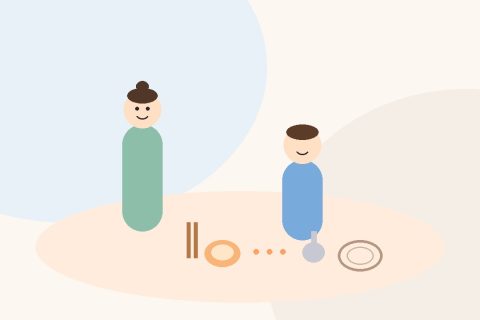 家长和孩子晚饭后玩类比配对小游戏